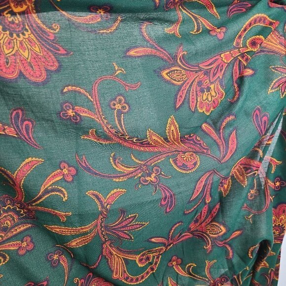 Vintage Hasting & Smith Scarf Wrap Green Paisley Art Deco Square Italy - Picture 3 of 5